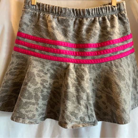 Adidas Girls 6X Skort 3 Stripe Pink Tennis Athletic Shorts Skirt Gray Leopard - Picture 4 of 4
